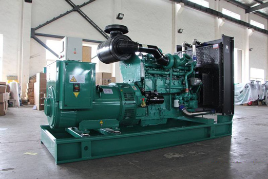 巴中320kw康明斯柴油发电车出租